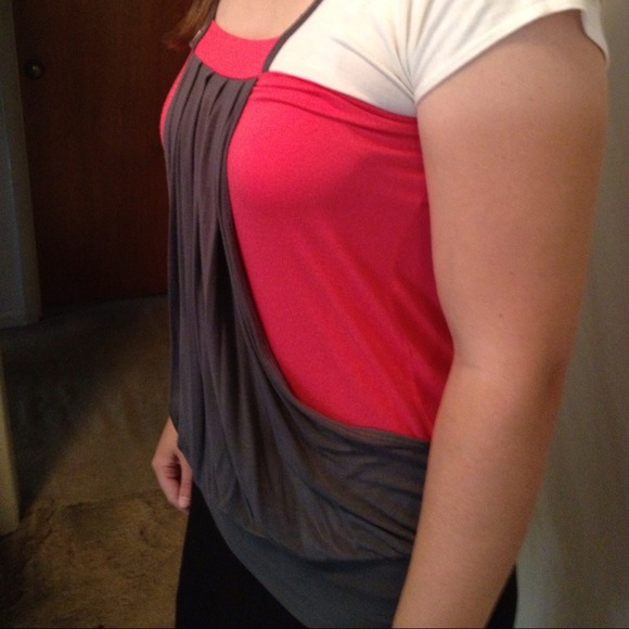 Top - Picture 2 of 4