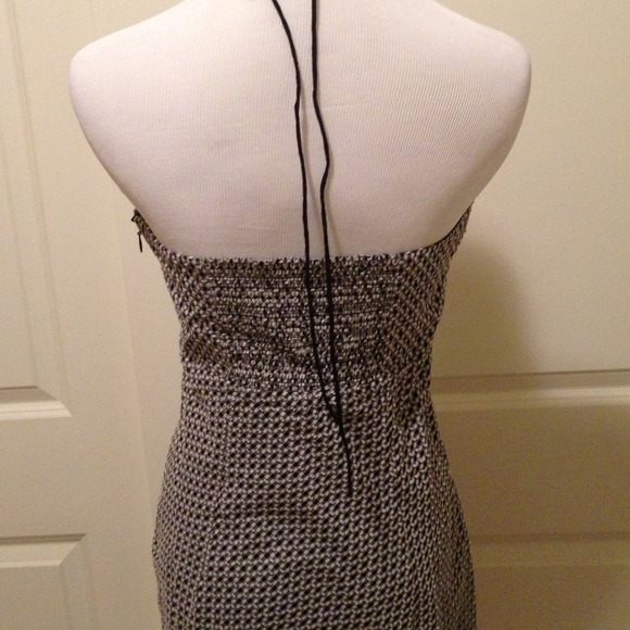 Black & White Side Zip Spaghetti Halter Dress - Picture 3 of 4