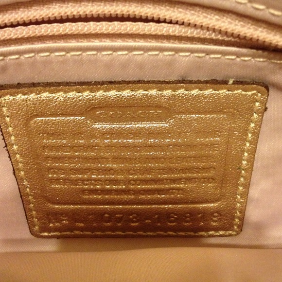 Authentic Coach silver double pocket zipper - Picture 2 of 4