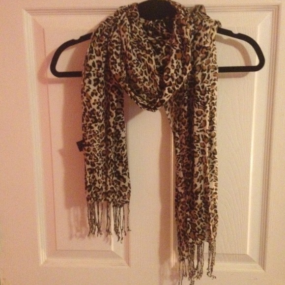 SOLD! Big Buddah cheetah scarf
