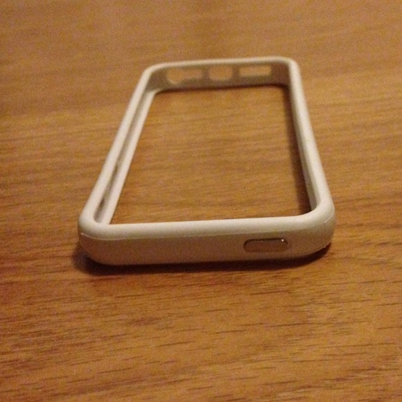 iPhone5 case - Picture 3 of 3