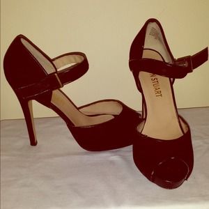 Black Strap Heels/Pumps in a Size 5