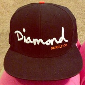 Diamond Supply Snapback.