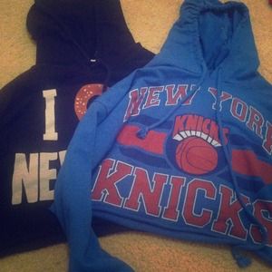 ❤ 2 cropped hoodies!