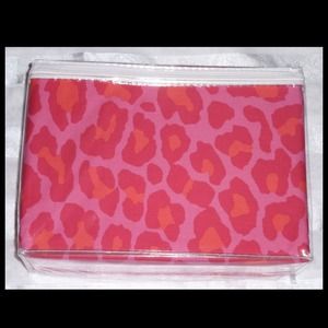 I'm looking for queen size sheets