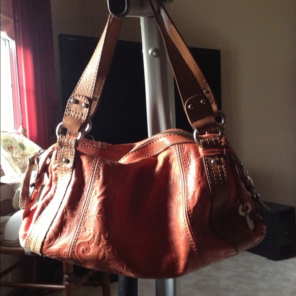 Fossil embossed bag, still in great condition!!