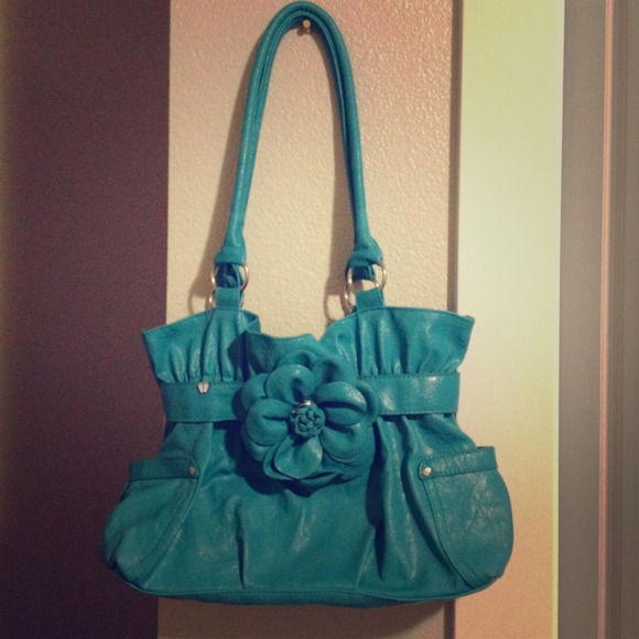 Turquoise flower pedal purse