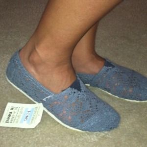 2 pair toms grey 8.5 and creme 8 bundle