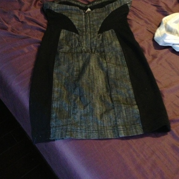 Guess dress - Picture 2 of 4