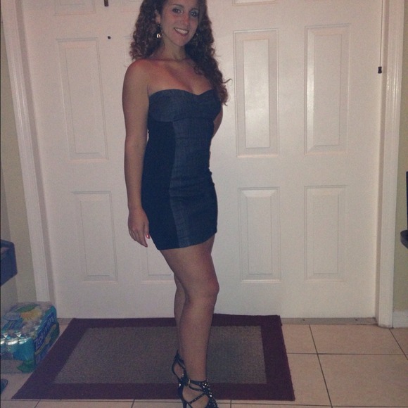 Guess dress - Picture 4 of 4