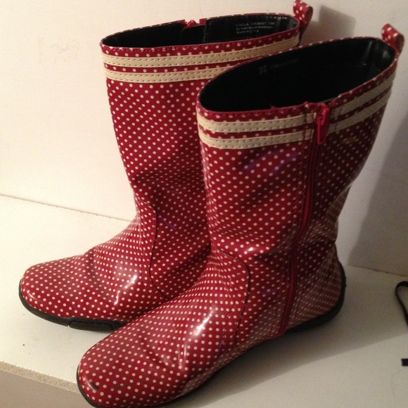 Polka Dot Rainboots