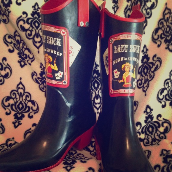 ✨Price Drop✨Lady Luck Nomad Cowboy Rain Boots