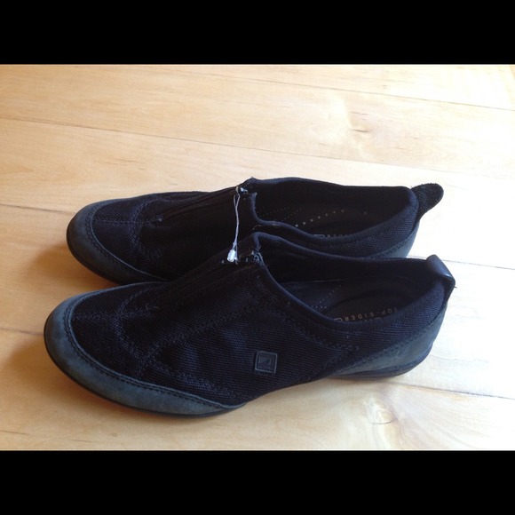 Sperry Shoes - Great pair of Sperry top siders!