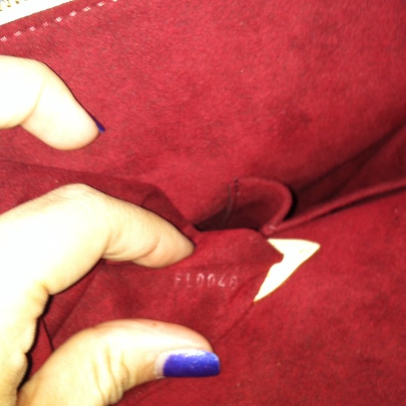 More pics of LV with date code - Picture 3 of 4