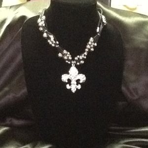 Fleur de lis diamond accent necklace