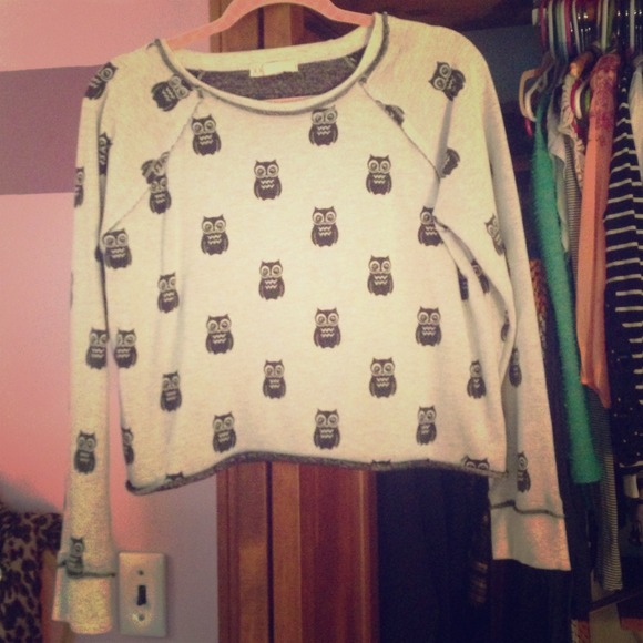 Long sleeve owl pullover