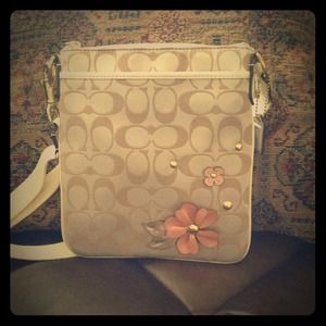 Authentic Coach crossbody