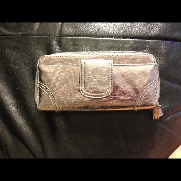 ❌Bundled❌Shiny Checkbook Wallet