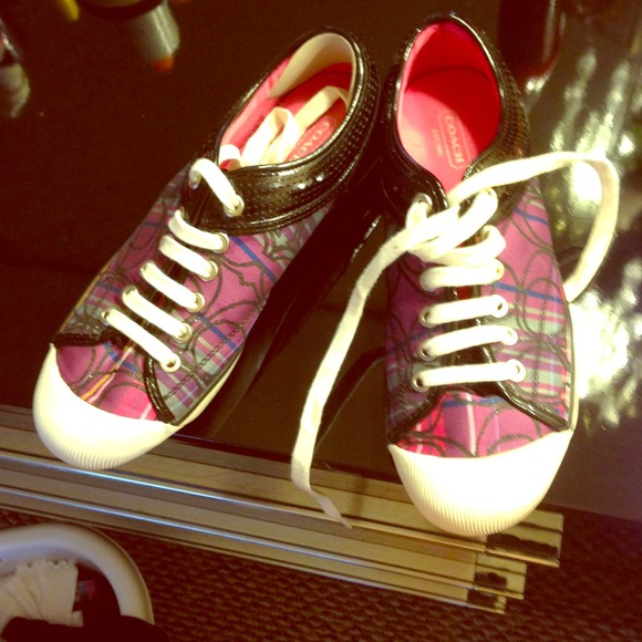 Coach sneakers Pink/purple w blue and grey stripes