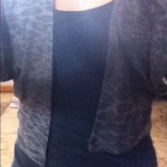 Cheetah print cover up - Picture 2 of 2