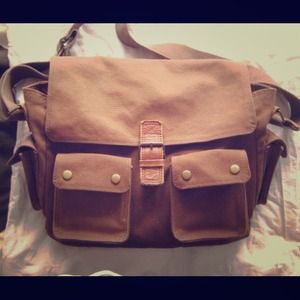 ✌URBAN OUTFITTERS MESSENGER BAG ✌
