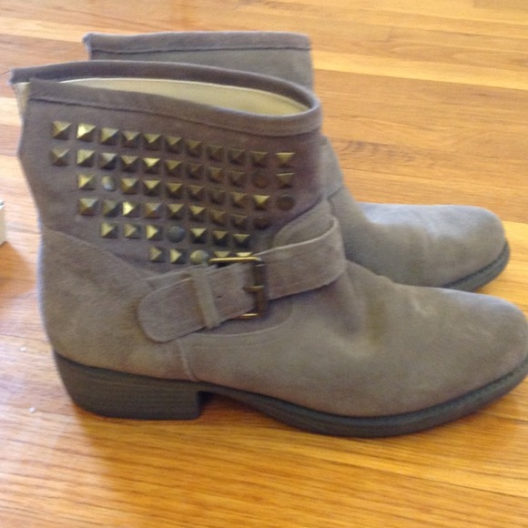 Steve Madden Outtlaww booties