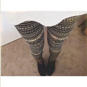 Aztec print leggings