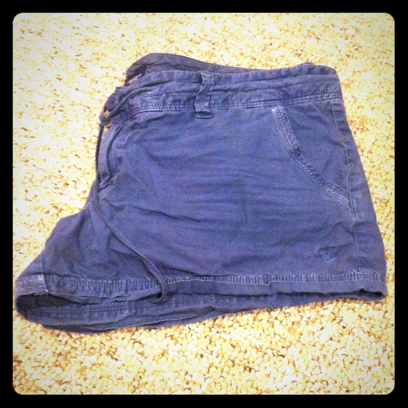American eagle navy blue shorts