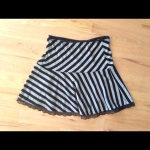 Striped mini skirt
