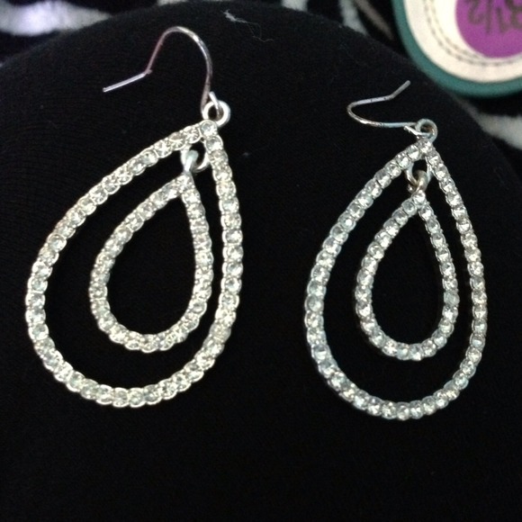 Stunning earrings!💕