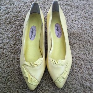 VINTAGE 80s Heel. 🎈RESERVED 🎈