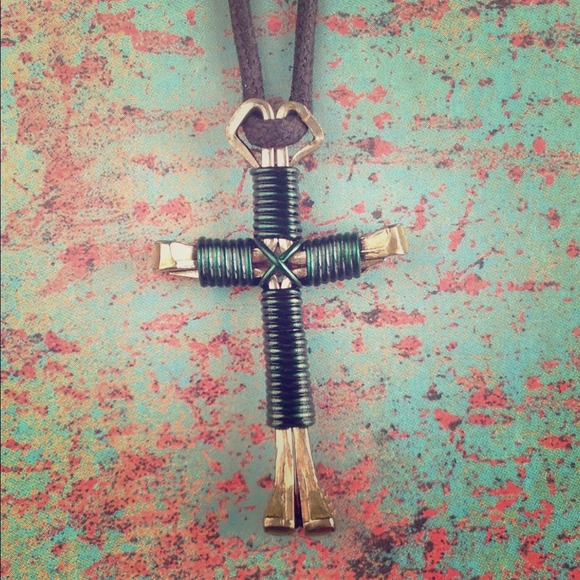 🌟🌟SOLD🌟🌟 Hunter Green Cross Necklace
