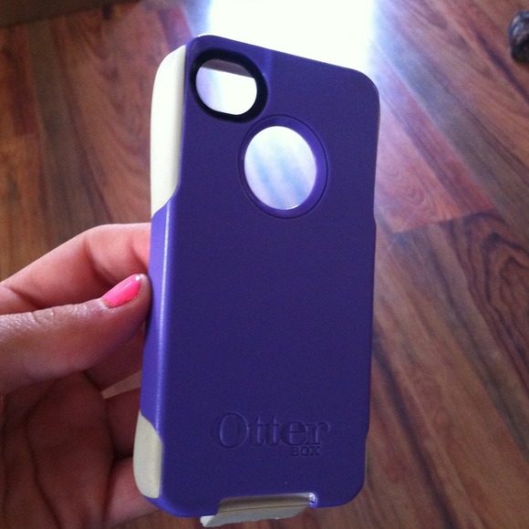 🚫TRADED🚫Otter box