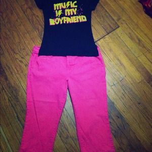 💕Hot pink capris💕