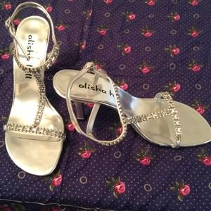 Alisha Hill Rhinestone Shoes: 7.5