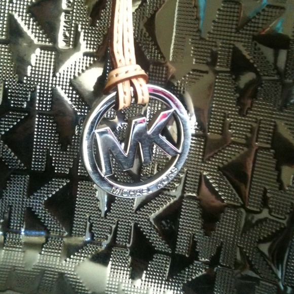 SOLD!!!!!!!!Authentic Michael Kors handbag