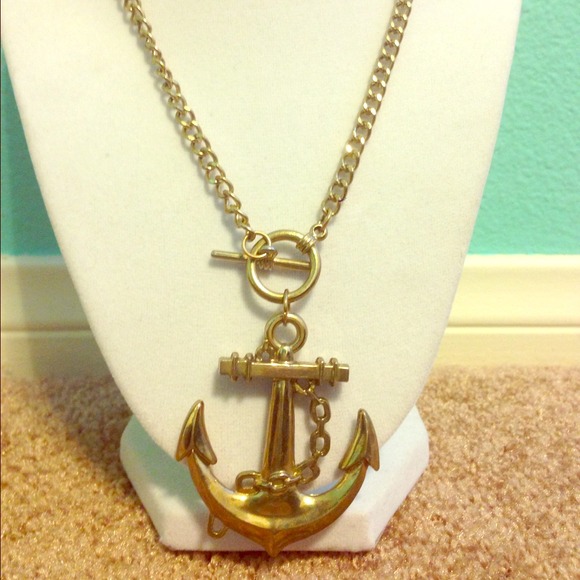 ❌Traded ❌Gold Anchor Necklace