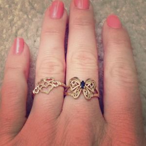 Gold ring bundle for @kimberfox