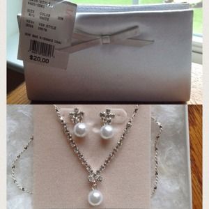 *SOLD* bundle for @amberelize87