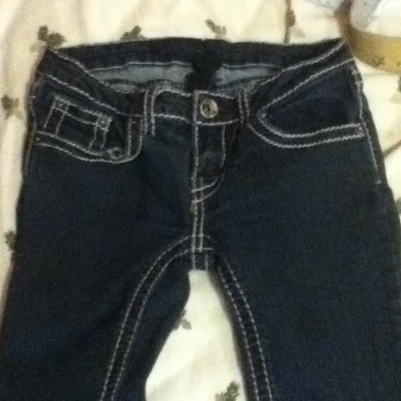 Cute pair of iris jeans