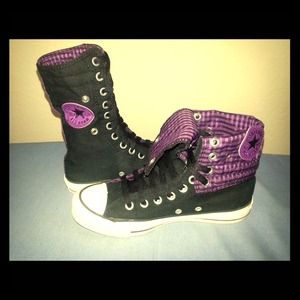 Size 8 High Top Converse $30