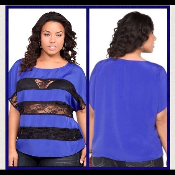 SOLD 👏👏👏Torrid top with sexy lace sz 3