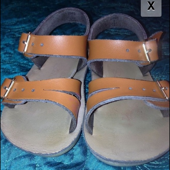 📦SOLD📦on ebay Salt waters size 3 toddler