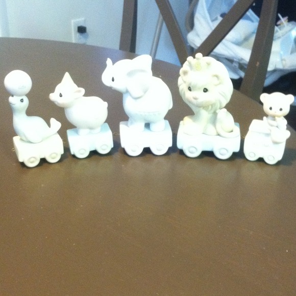 Precious Moments Train