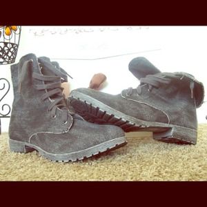 Size 8.5 Gray Combat Boots by Wanted