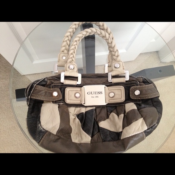 Guess purse