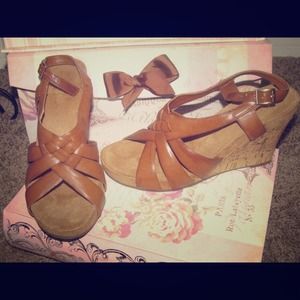 Open toed wedges