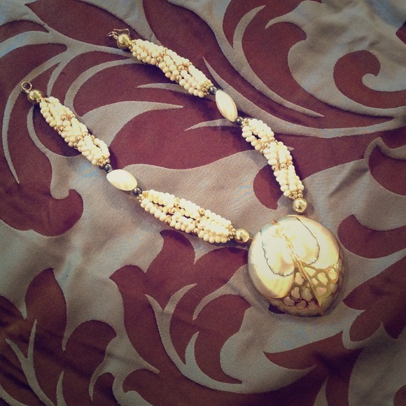Shell necklace.
