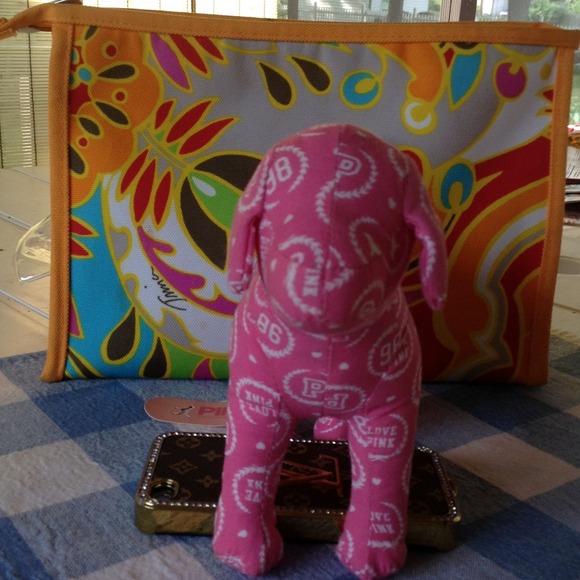 This is when the dogs first came out.new with tag! - Picture 2 of 4