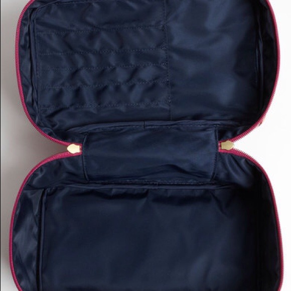 π Looking For Tory Burch Train Cosmetic Case π - Picture 3 of 4